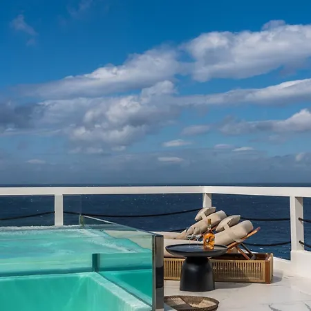 Апарт-отель Tagoo Hills Residences Mykonos Town