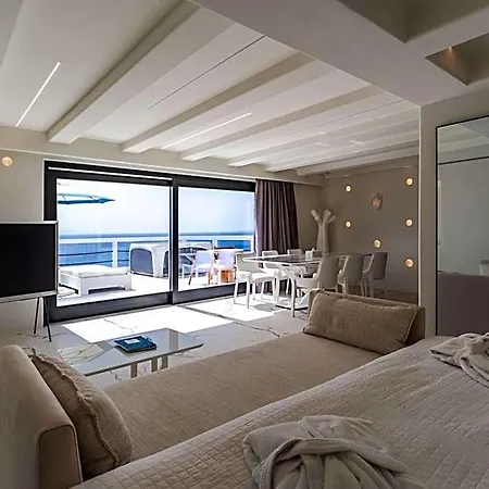 Tagoo Hills Residences Aparthotel